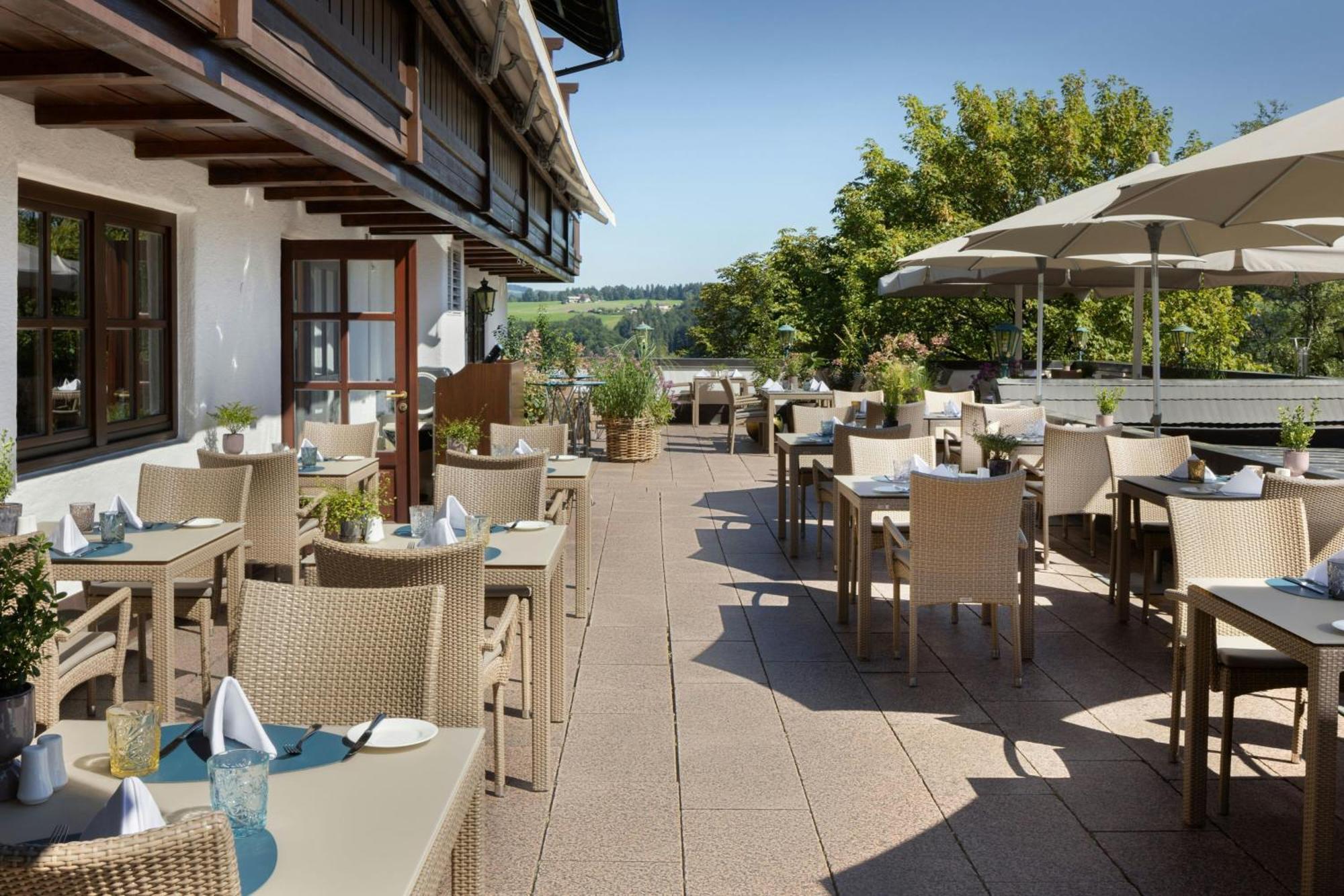 Arabella Jagdhof Resort Am Fuschlsee, A Tribute Portfolio Hotel Hof bei Salzburg Exterior foto